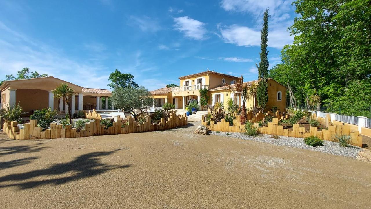 Le Mas Provencal Régusse Eksteriør billede